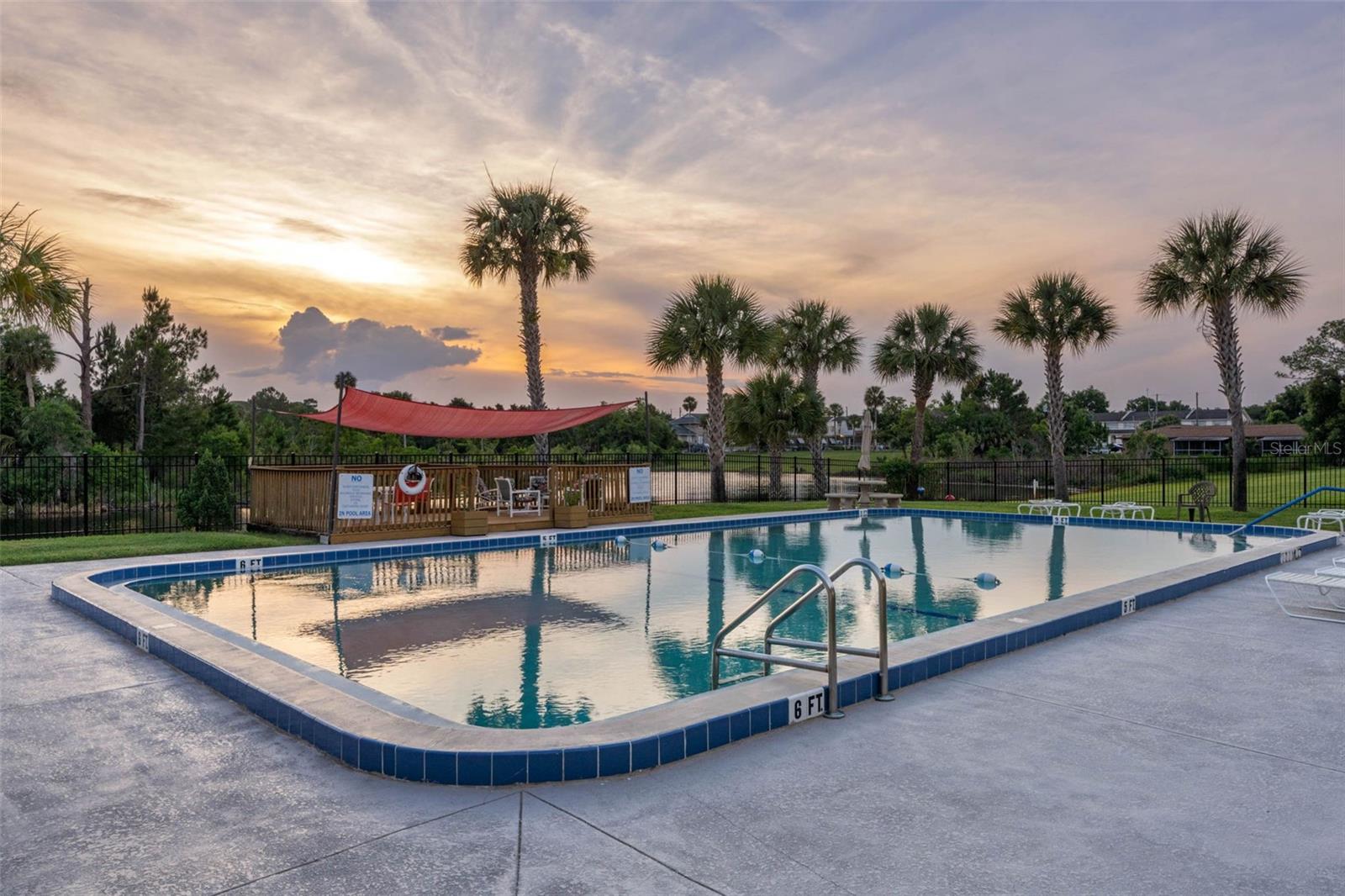 SUNSET GARDENS CONDO PHASE 1-4 - Residential