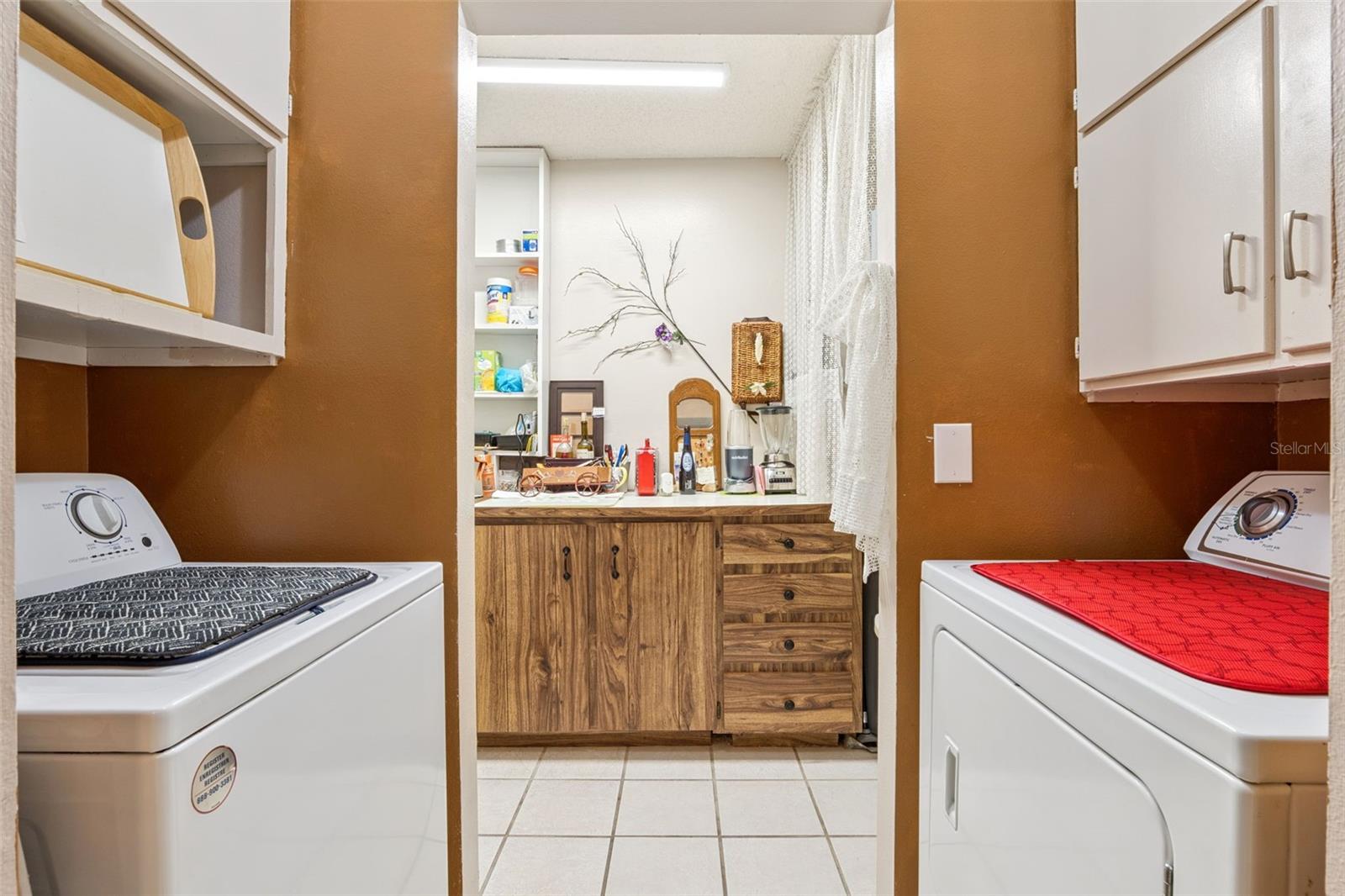 SUNSET GARDENS CONDO PHASE 1-4 - Residential