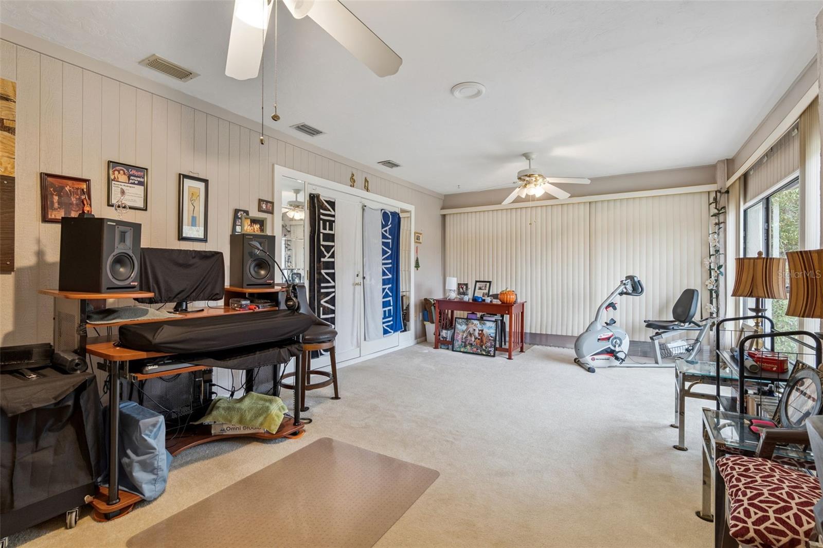 SUNSET GARDENS CONDO PHASE 1-4 - Residential