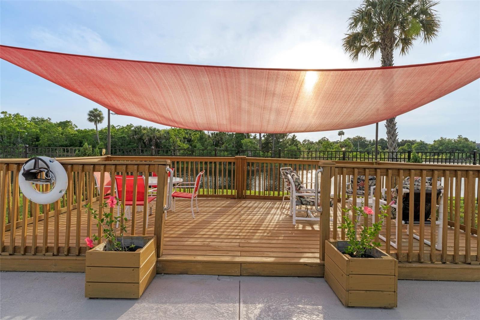 SUNSET GARDENS CONDO PHASE 1-4 - Residential