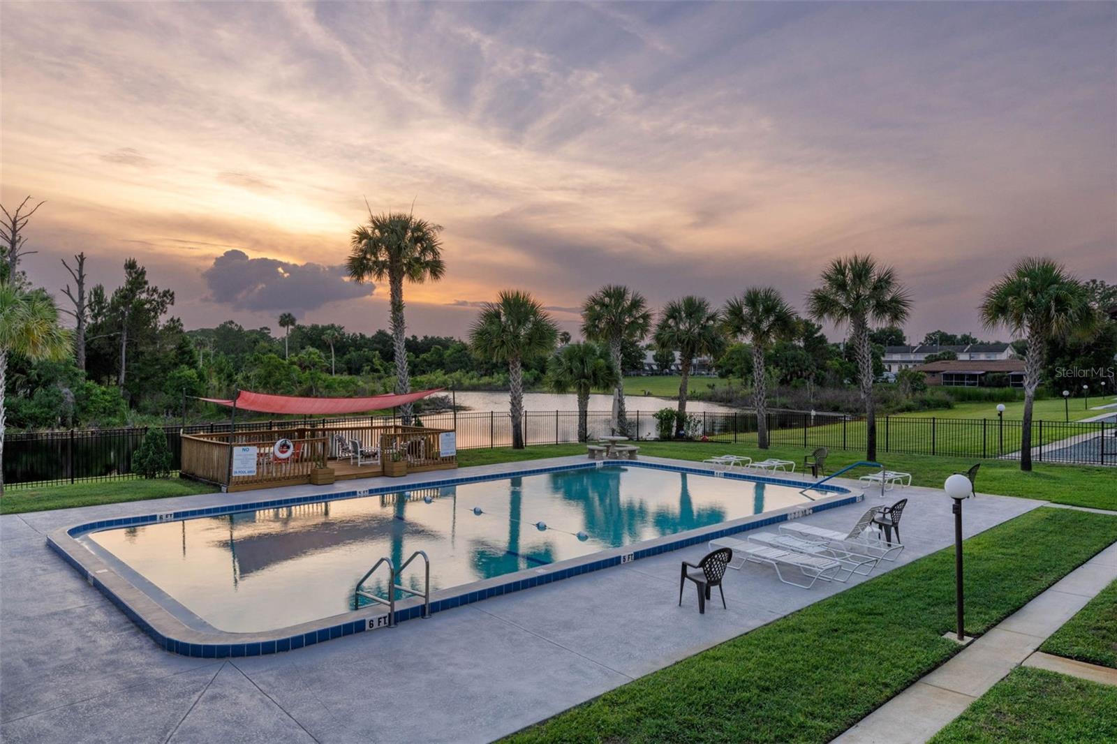 SUNSET GARDENS CONDO PHASE 1-4 - Residential