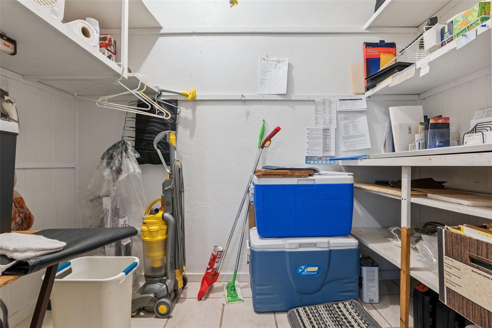 SUNSET GARDENS CONDO PHASE 1-4 - Residential