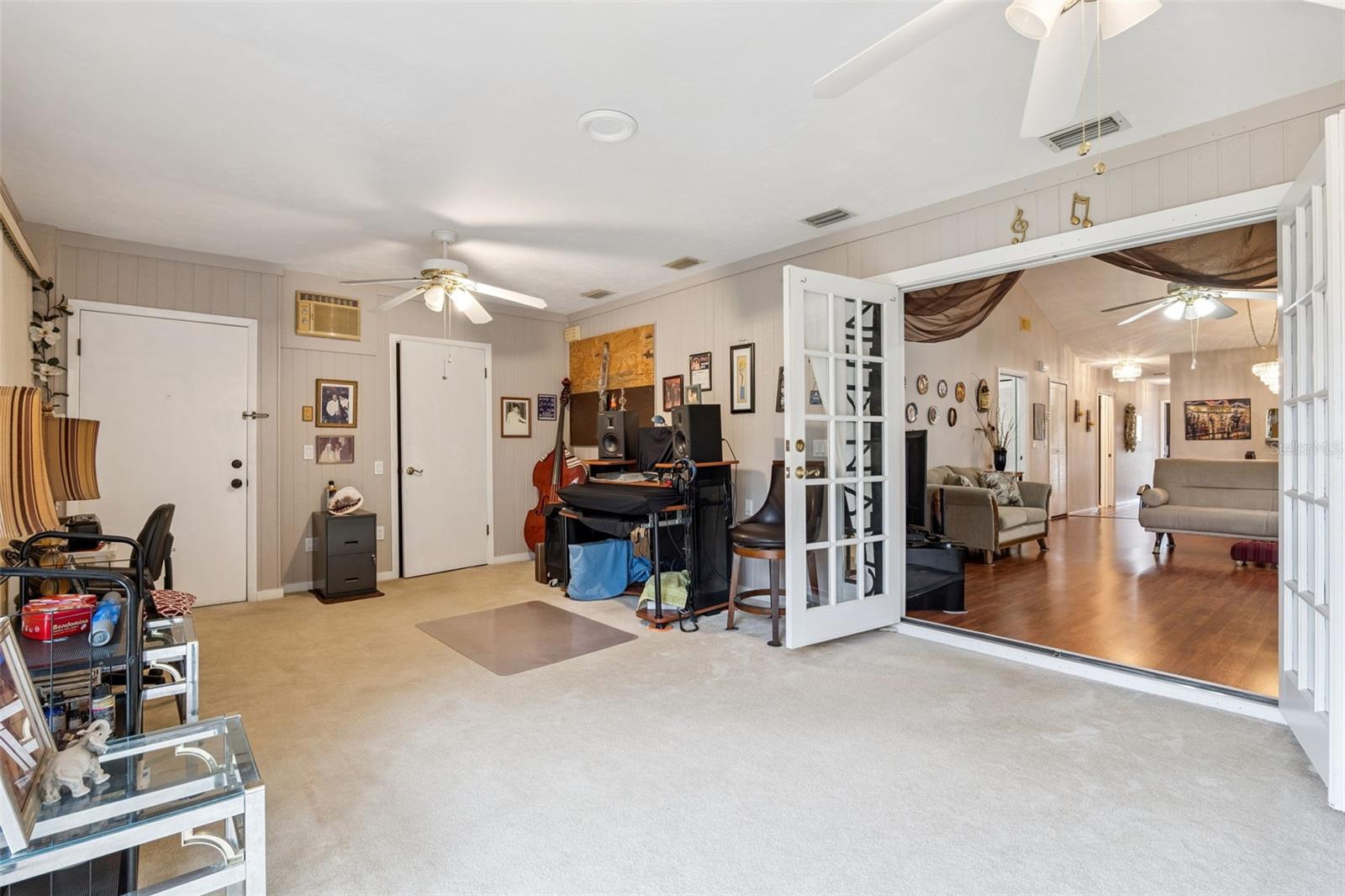 SUNSET GARDENS CONDO PHASE 1-4 - Residential