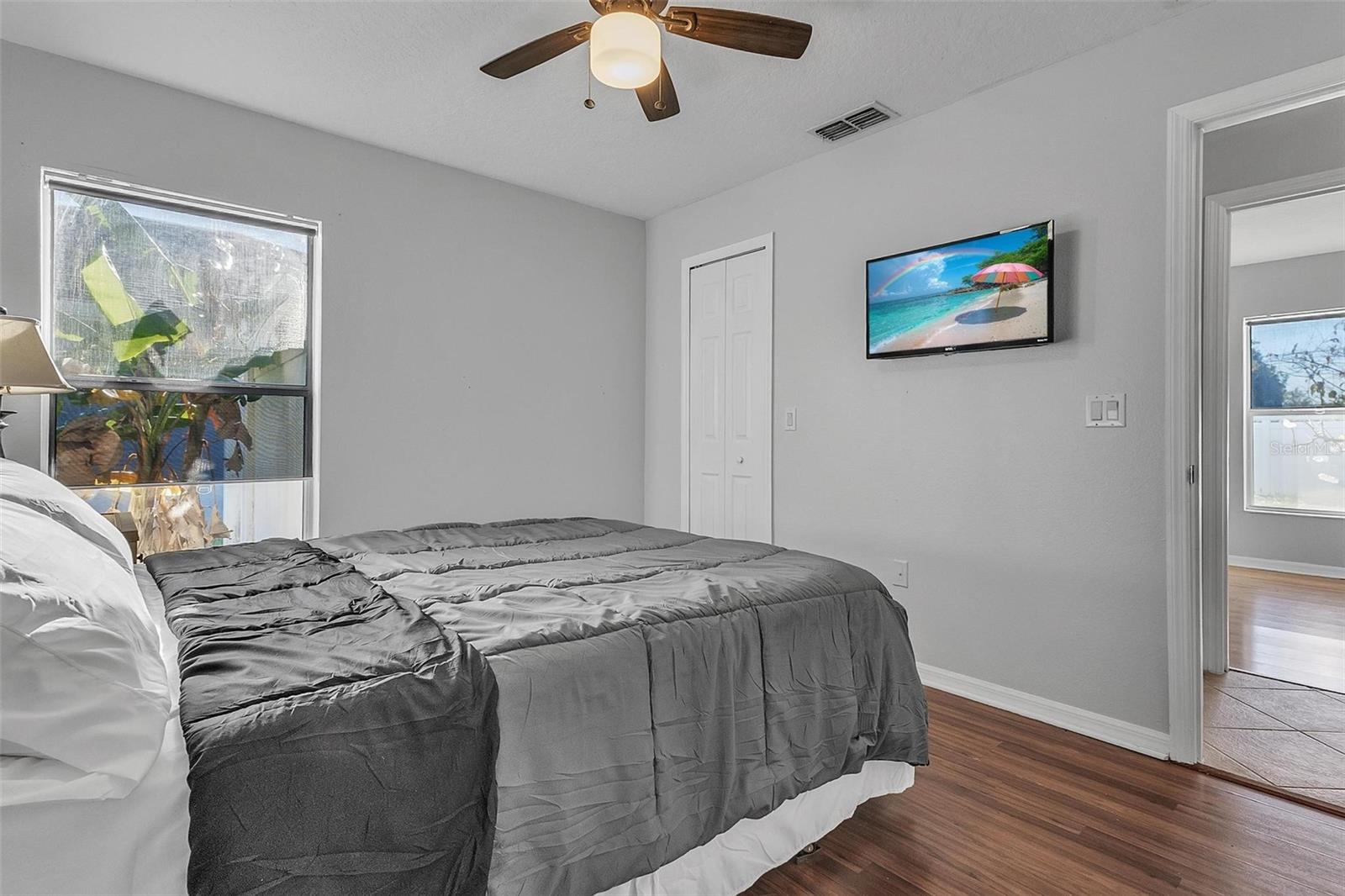 04 FAIRWAYS - Residential Lease