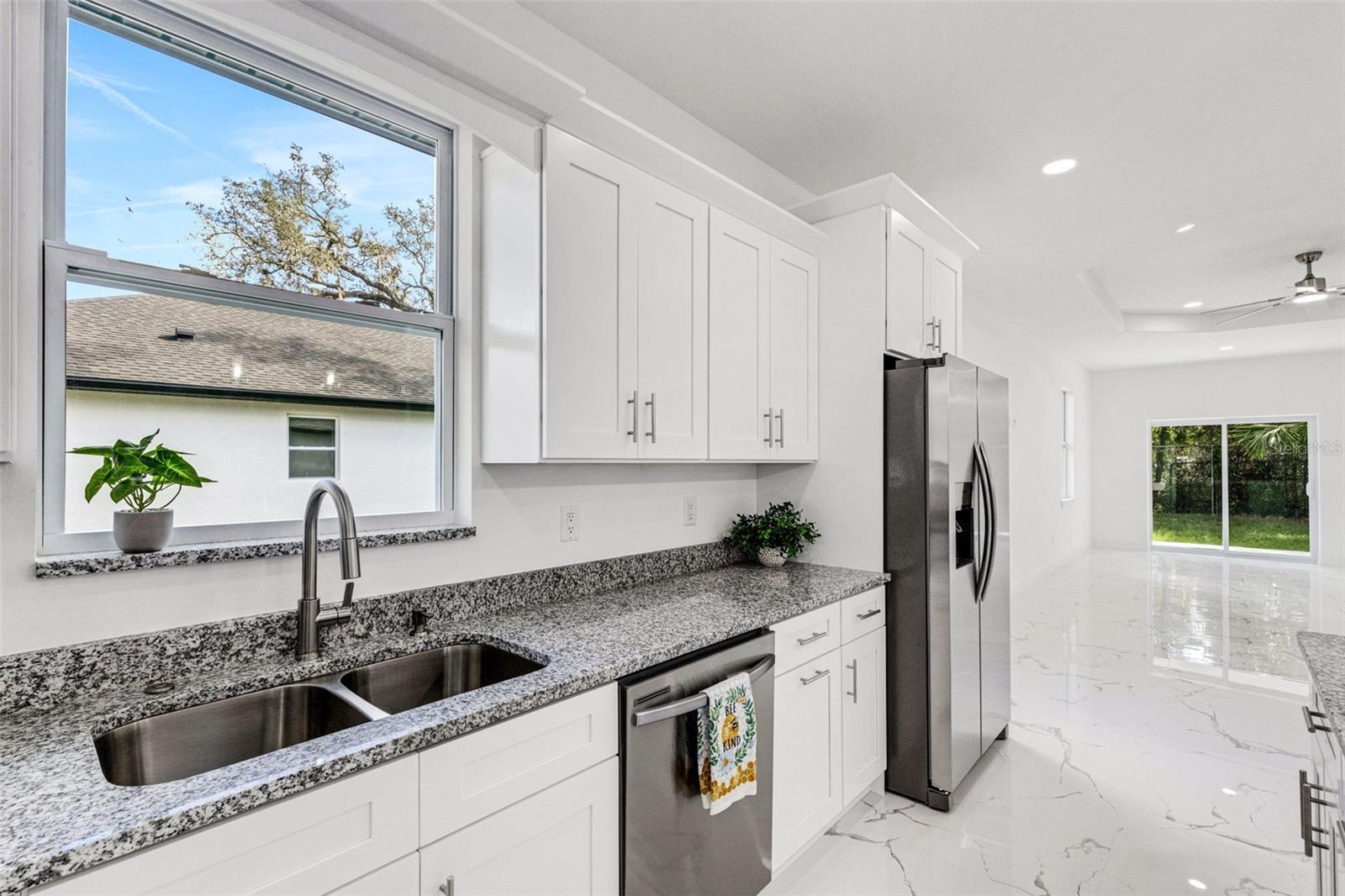 LOWRY LANE SUB - Residential