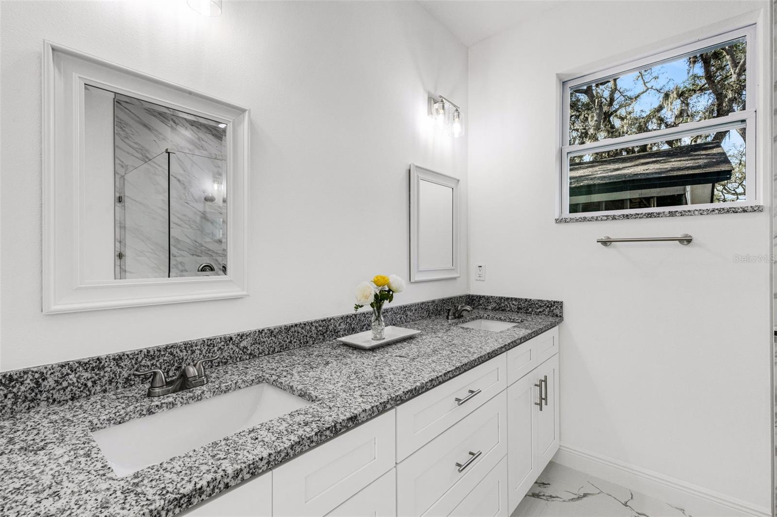 LOWRY LANE SUB - Residential