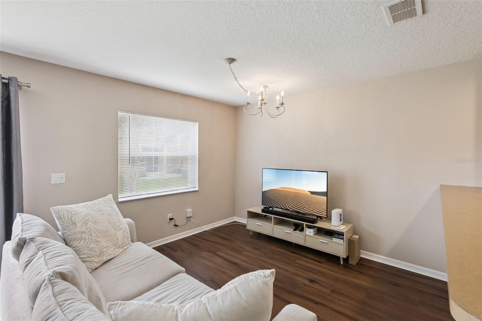 4246 TRIDENT POINT