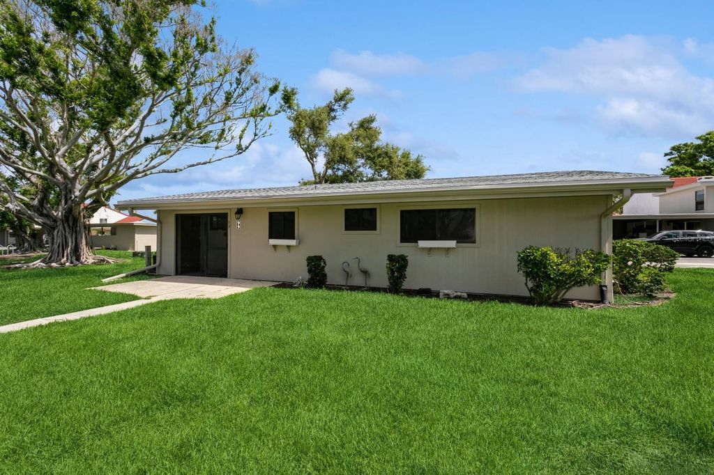 Photo of 500 Park Boulevard S #99, Venice, FL 34285 (MLS # N6139570)