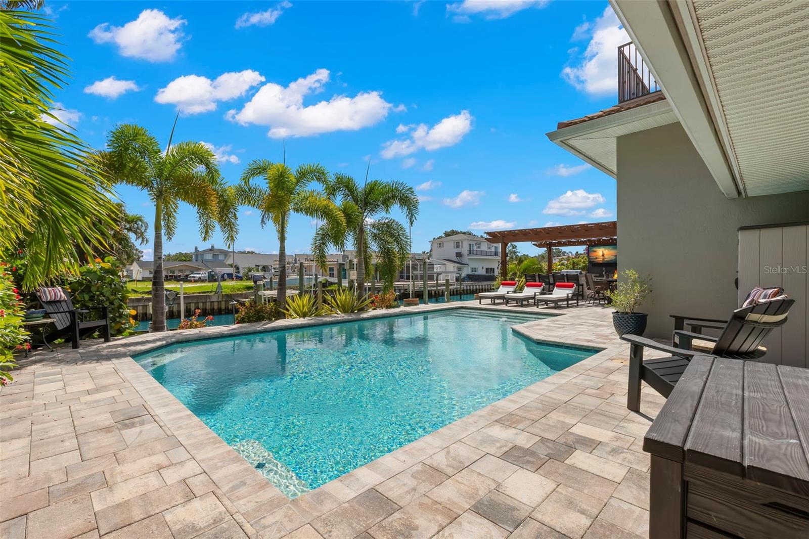 HARBOR VIEW VILLAS - Residential