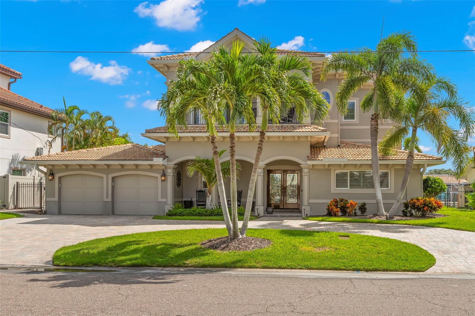HARBOR VIEW VILLAS - Residential