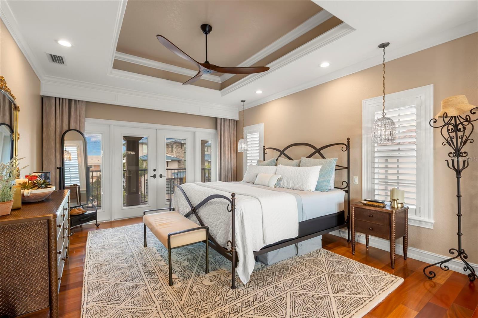 HARBOR VIEW VILLAS - Residential