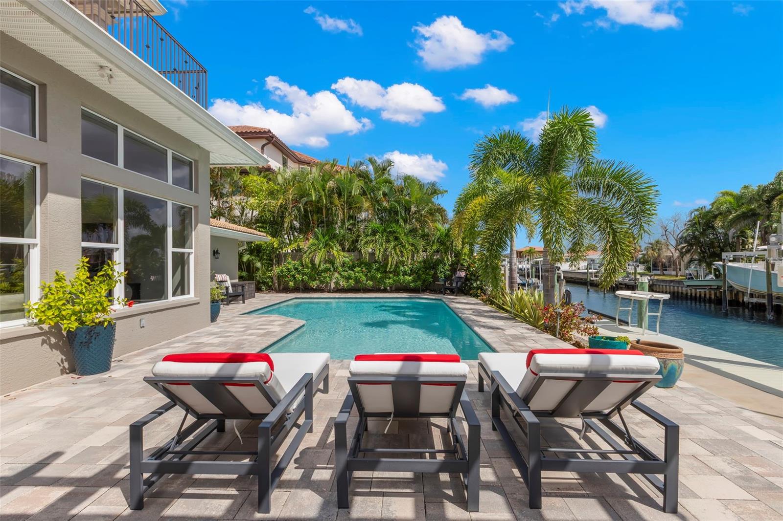 HARBOR VIEW VILLAS - Residential