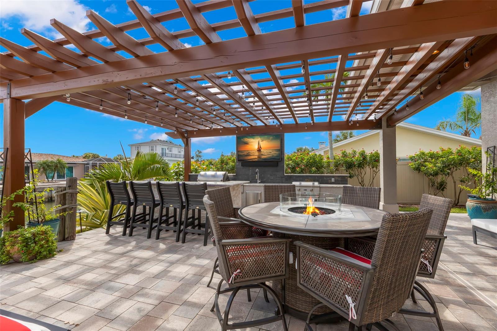 HARBOR VIEW VILLAS - Residential