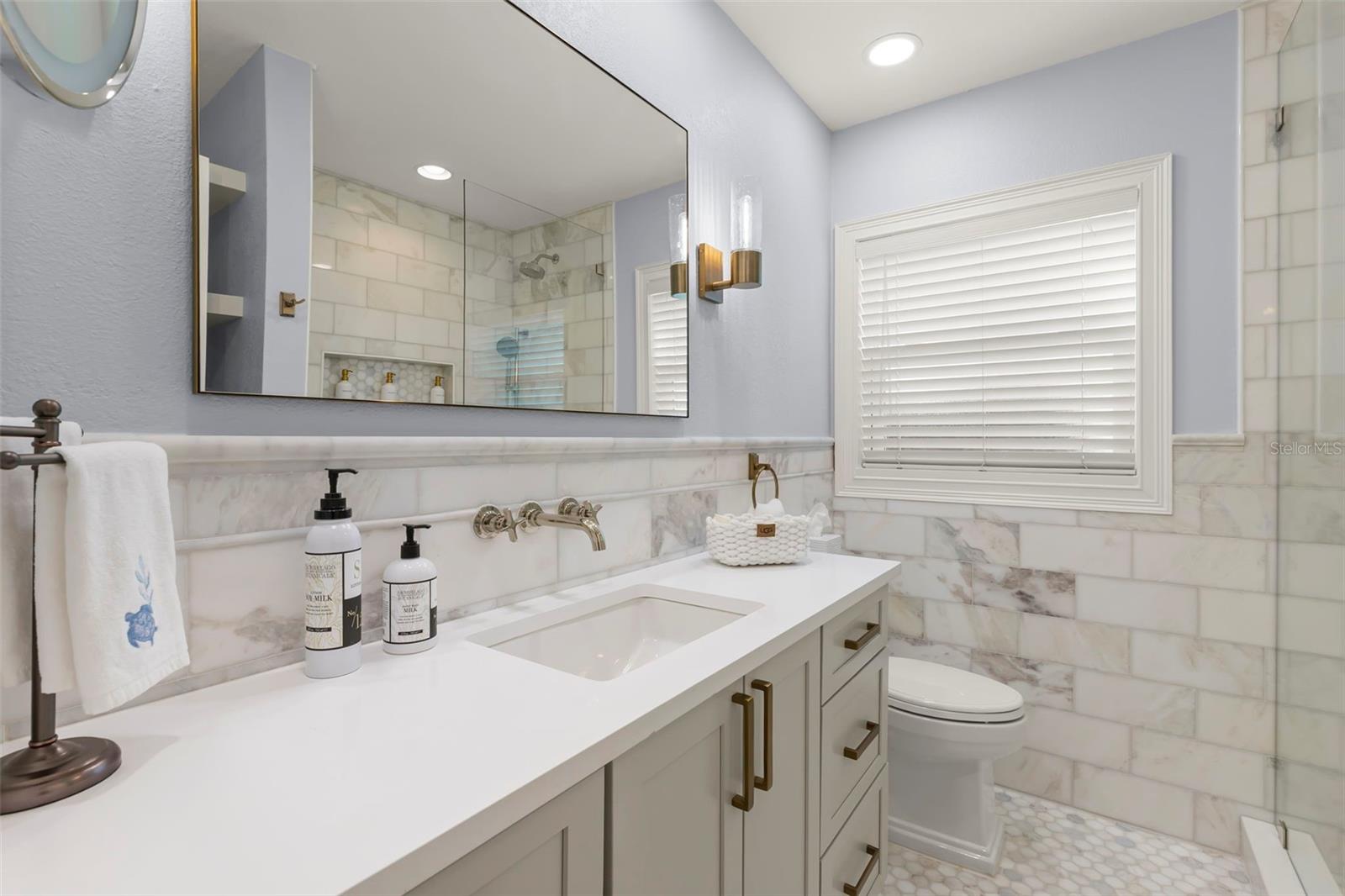 HARBOR VIEW VILLAS - Residential