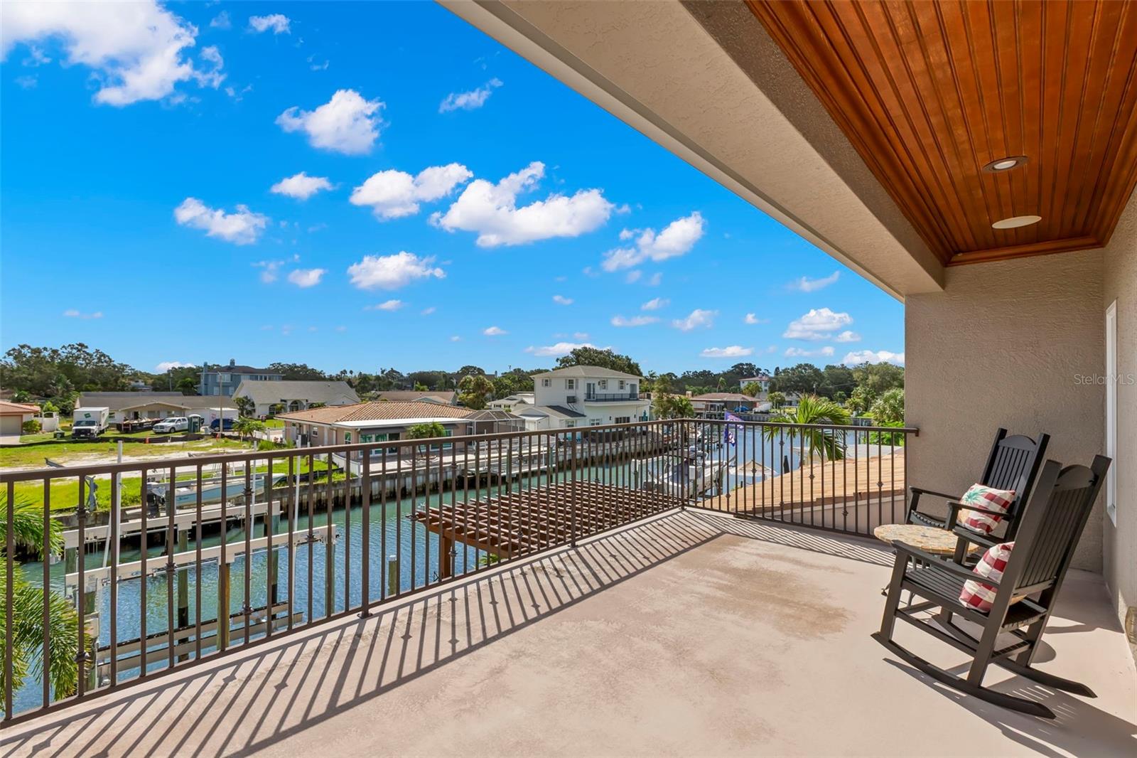 HARBOR VIEW VILLAS - Residential