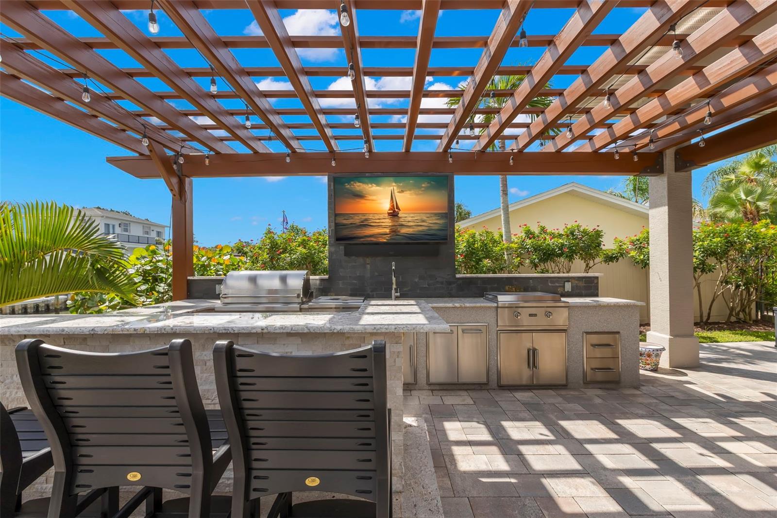 HARBOR VIEW VILLAS - Residential