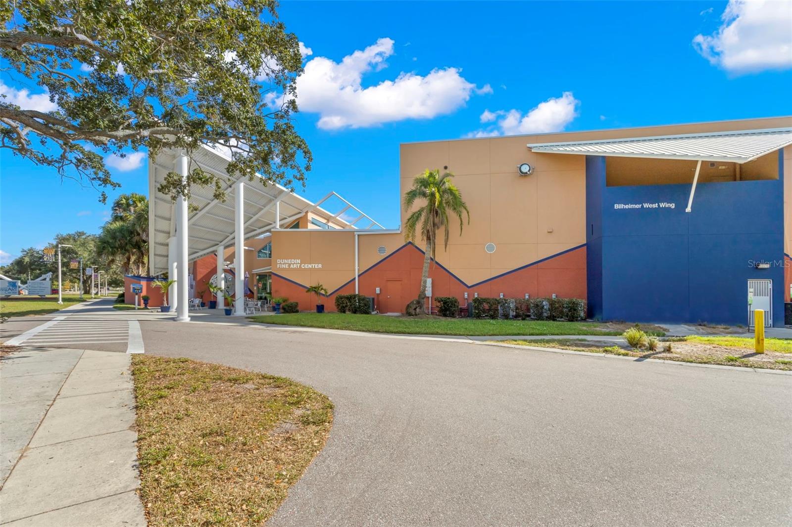 HARBOR VIEW VILLAS - Residential