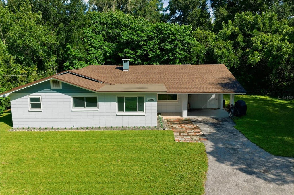 Photo of 37047 Old San Ann Road, Dade City, FL 33525 (MLS # TB8538201)
