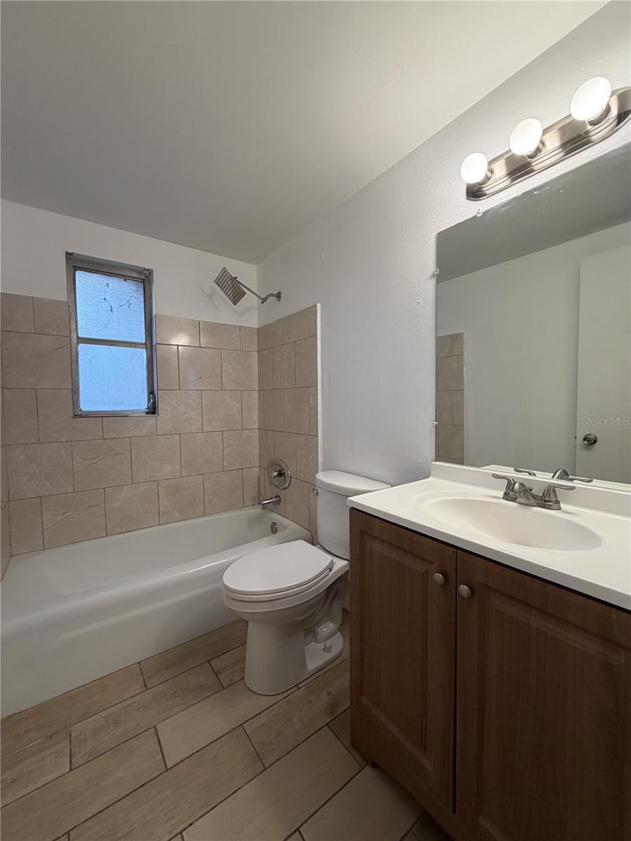 TAMIAMI TERRACE - Residential Income