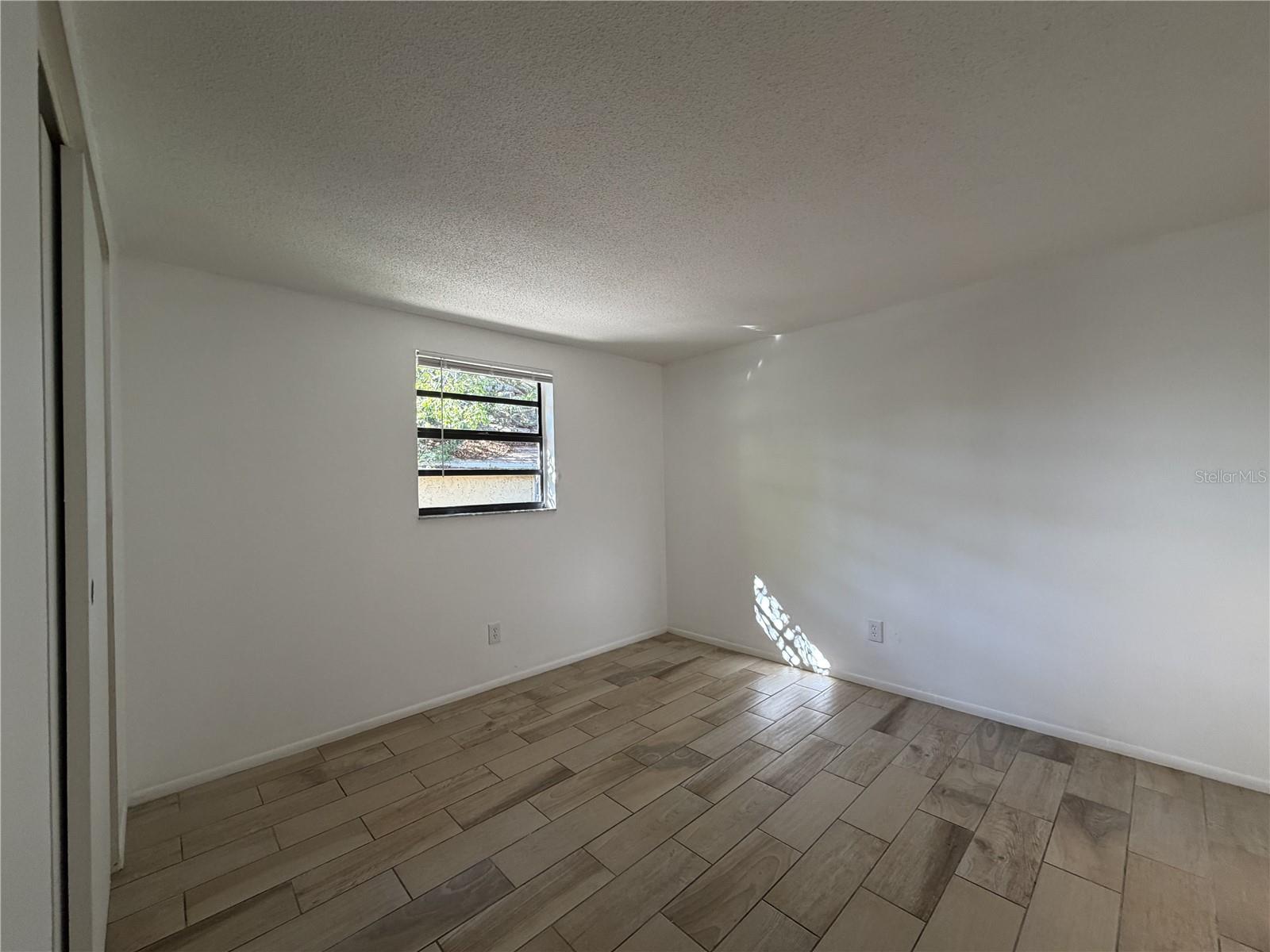 TAMIAMI TERRACE - Residential Income
