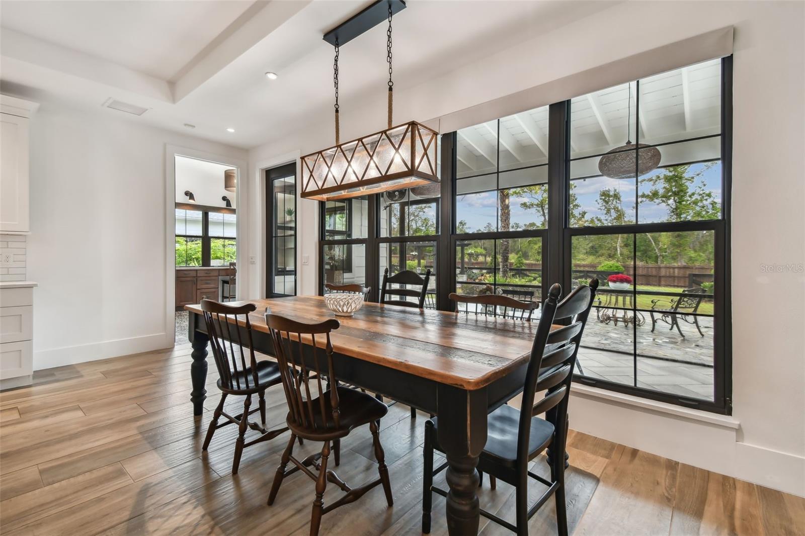 SEIBERT MANOR - Residential