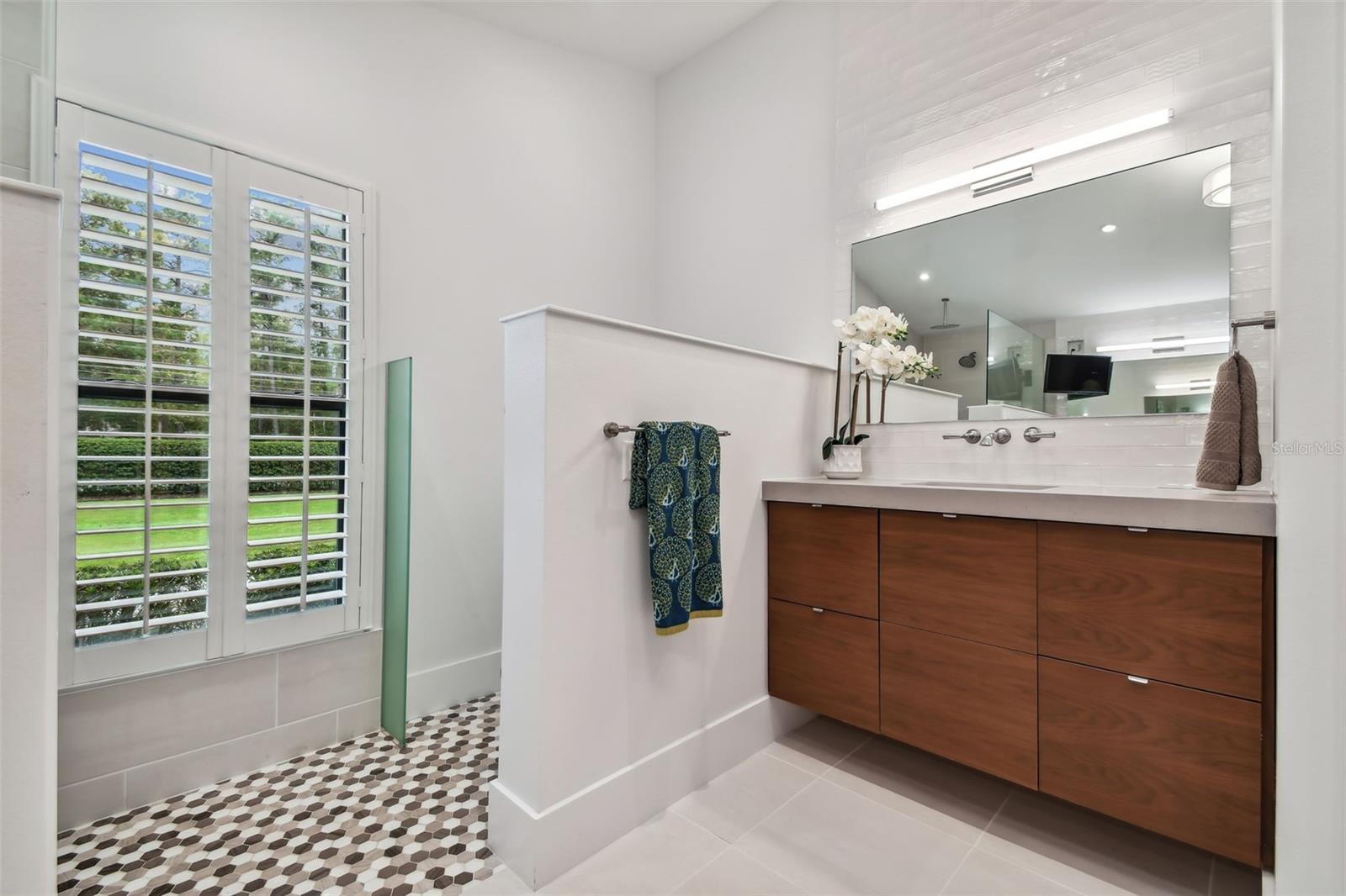 SEIBERT MANOR - Residential