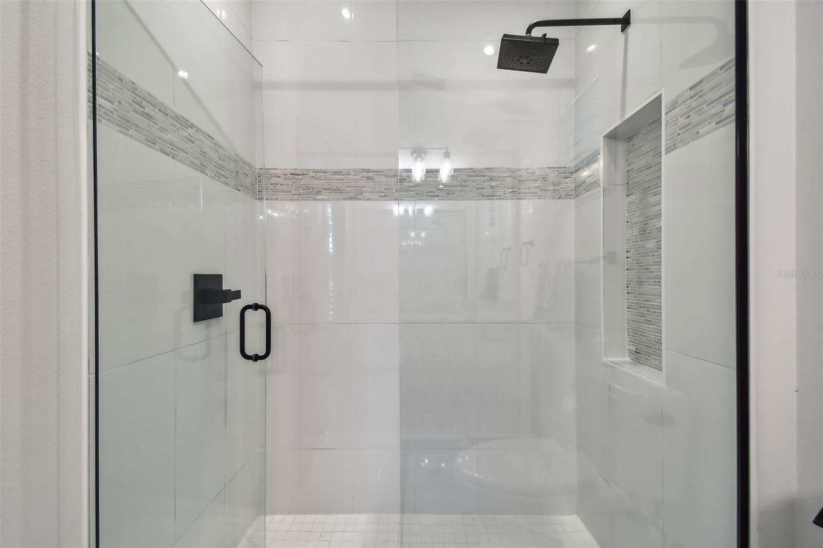 SEIBERT MANOR - Residential