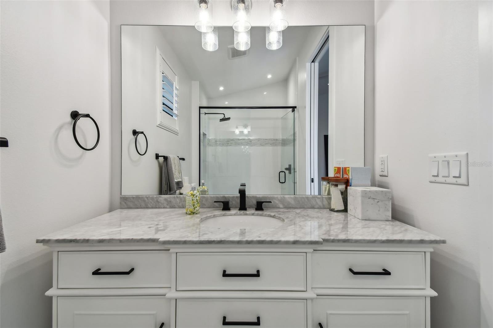 SEIBERT MANOR - Residential