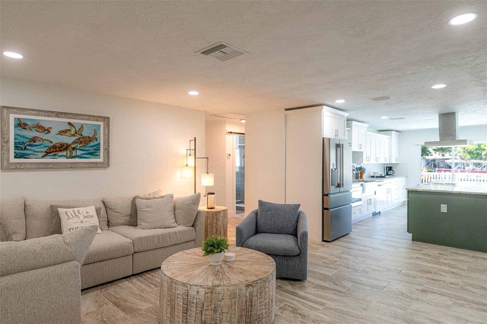 THREE PALMS POINT - Residential