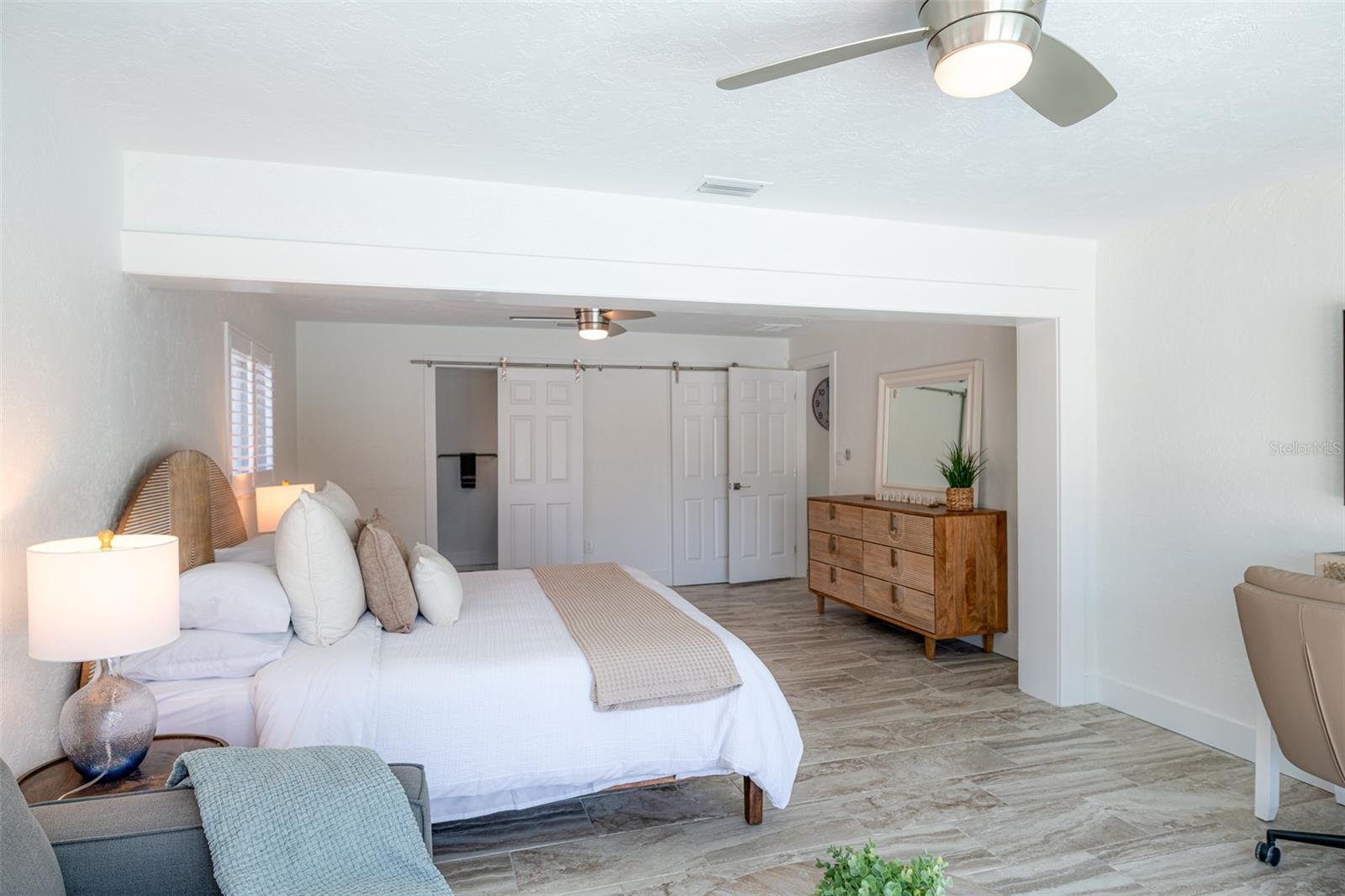 THREE PALMS POINT - Residential