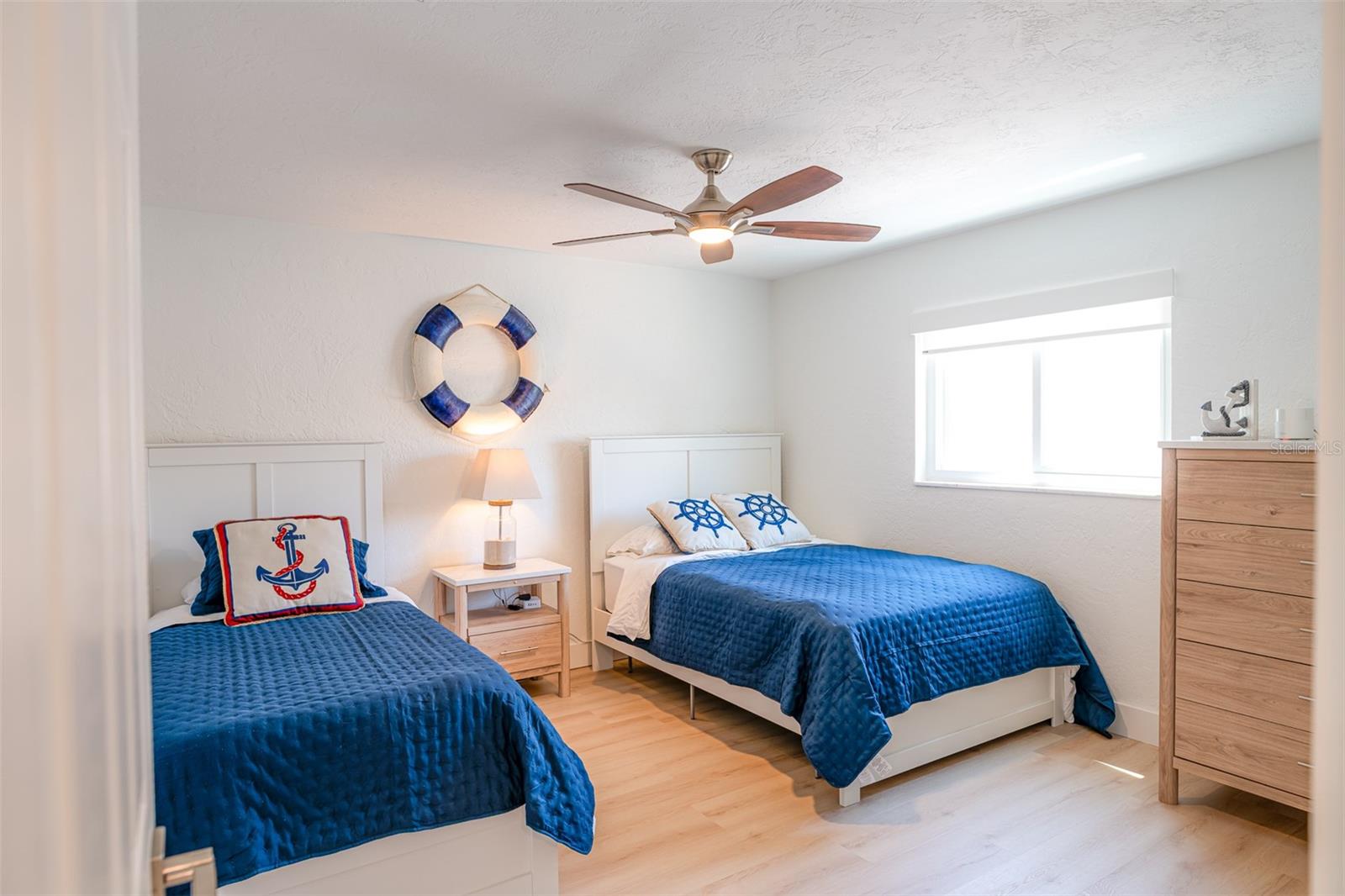 THREE PALMS POINT - Residential