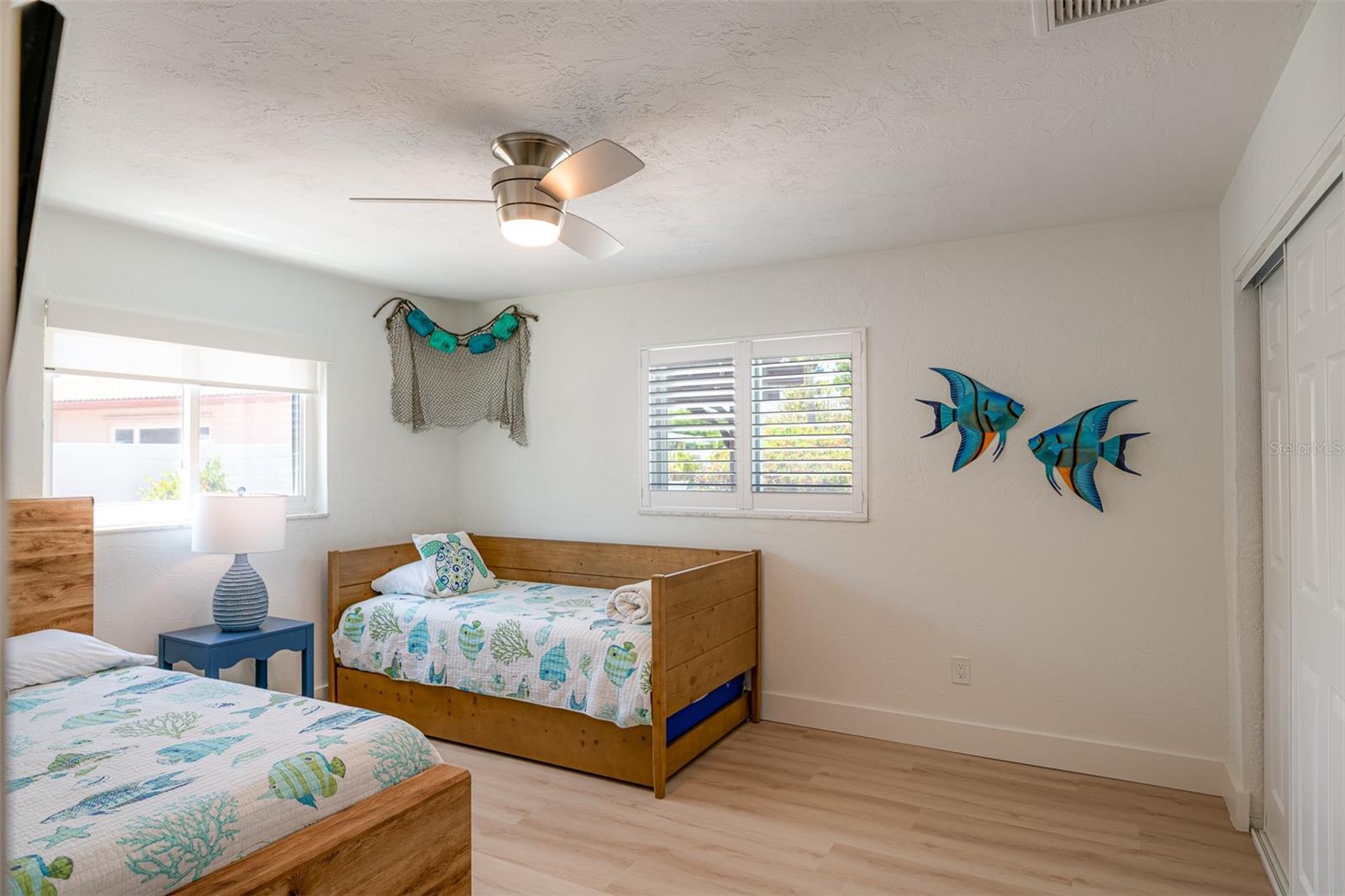 THREE PALMS POINT - Residential