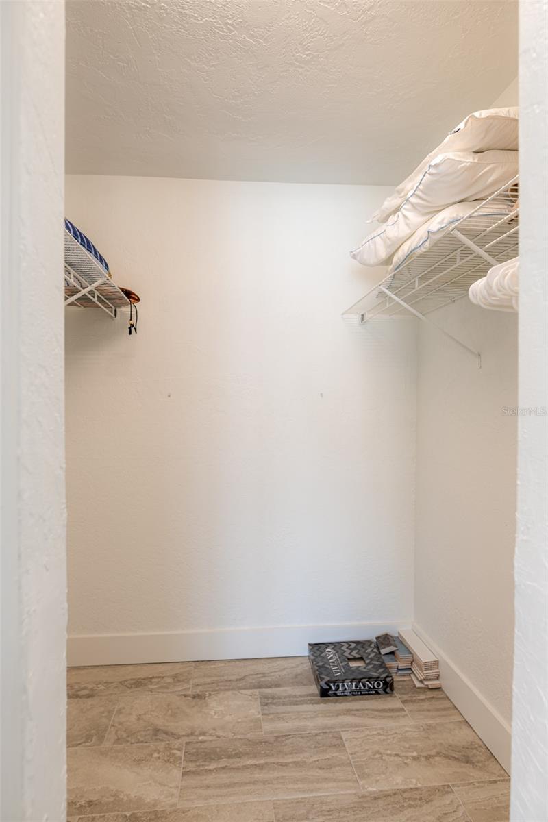 THREE PALMS POINT - Residential