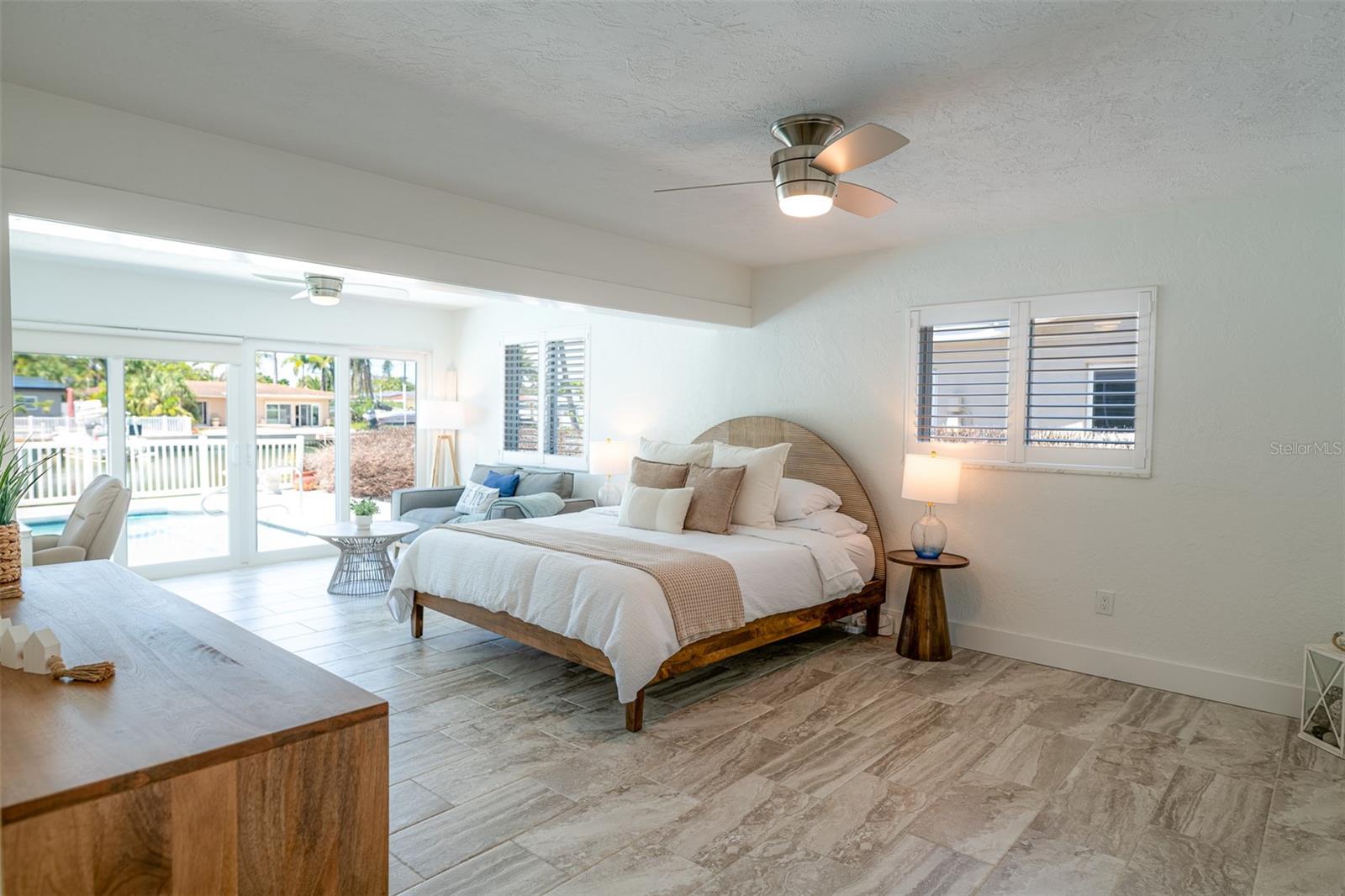 THREE PALMS POINT - Residential