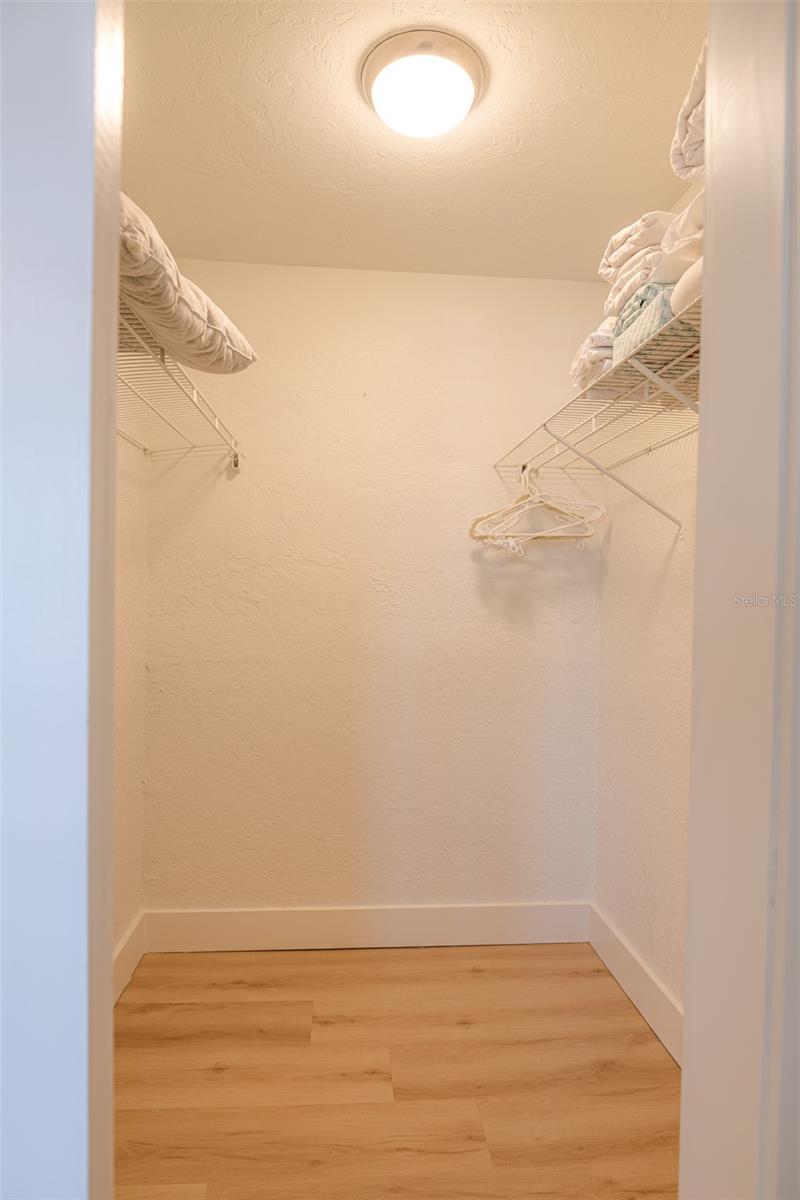 THREE PALMS POINT - Residential