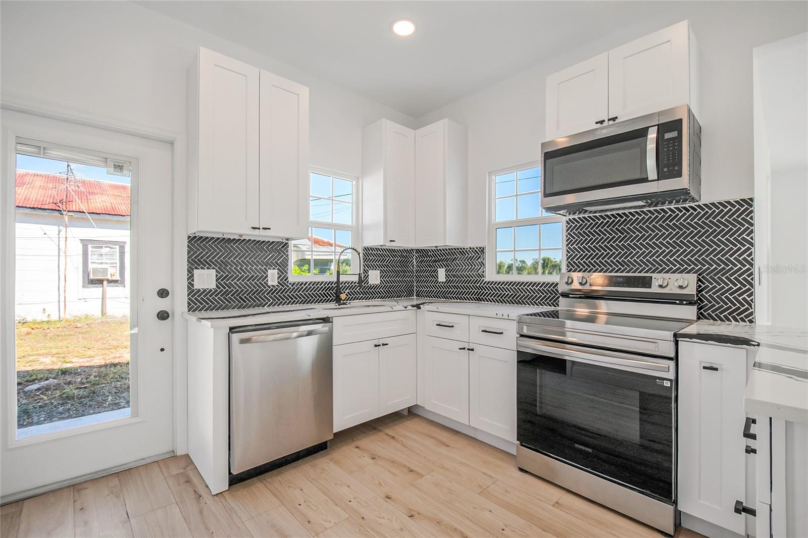 MERRILL-VAUGHN SUB - Residential