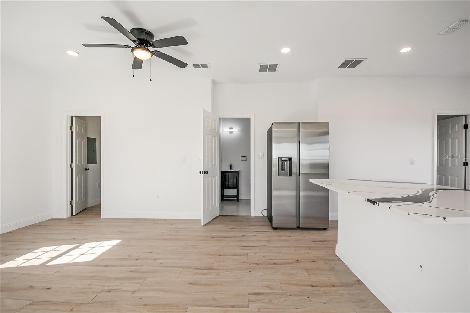 MERRILL-VAUGHN SUB - Residential