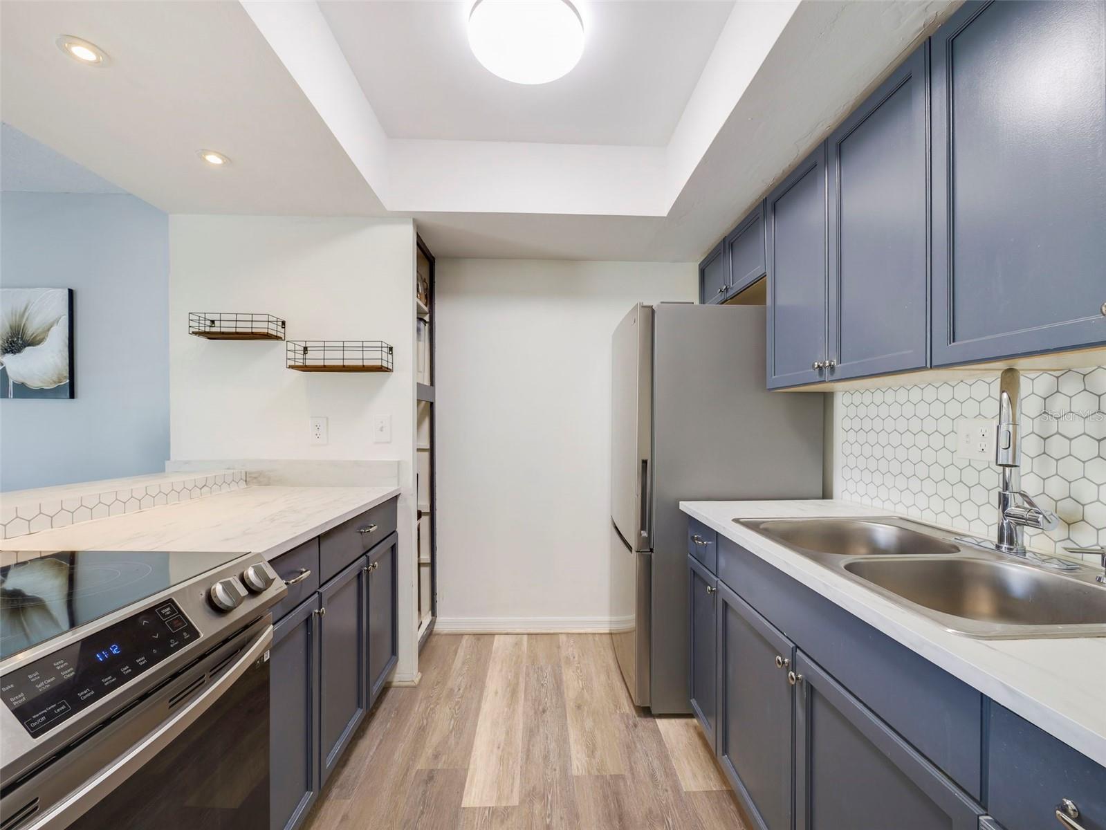 MAI KAI APTS - Residential