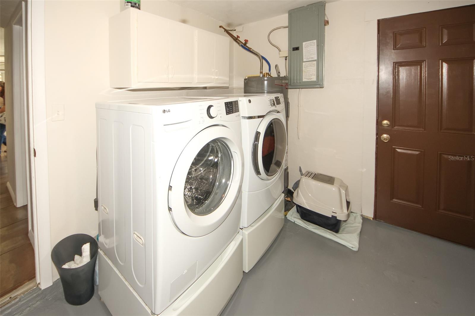 TANGLEWOOD TERRACE - Residential