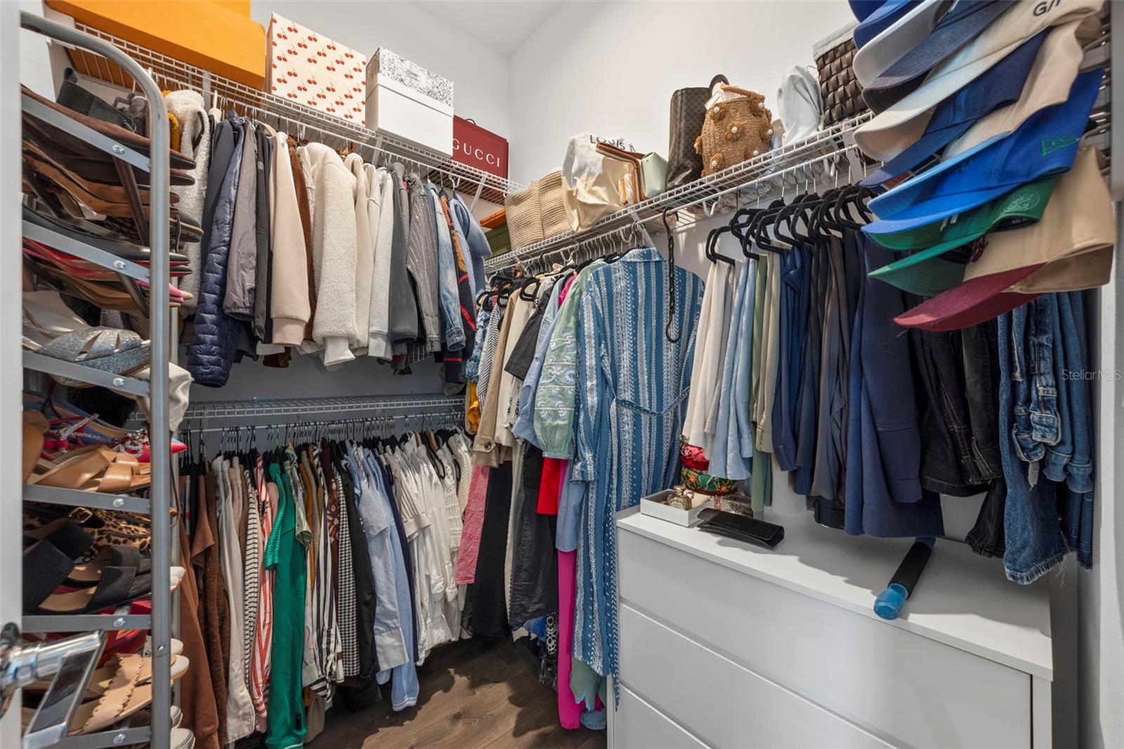 THE EXCHANGE AT WESTSHORE - Residential