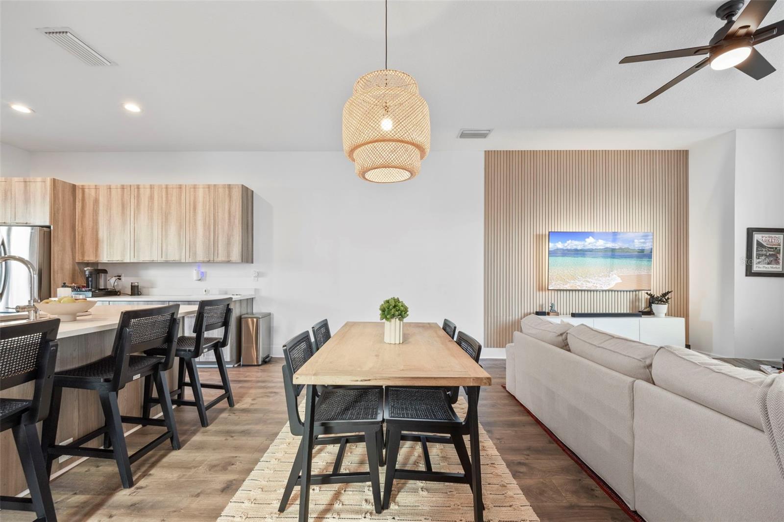 THE EXCHANGE AT WESTSHORE - Residential