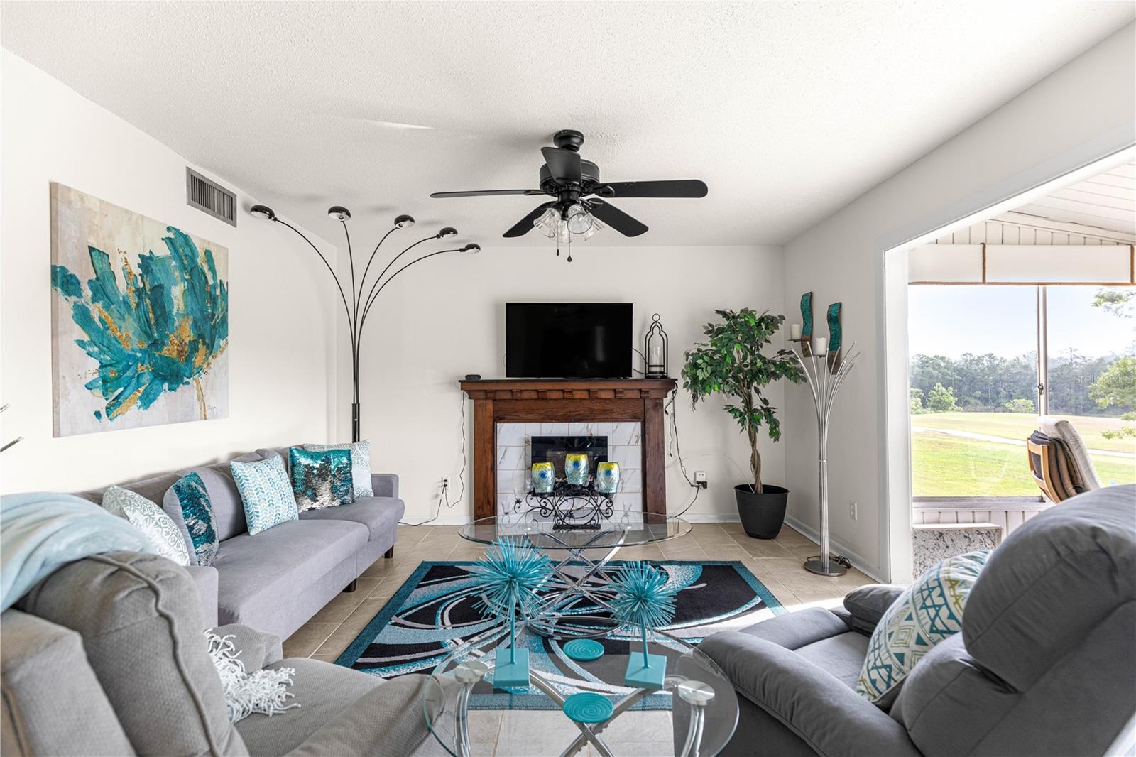 TWIN LAKES VILLAGE EAST - Residential