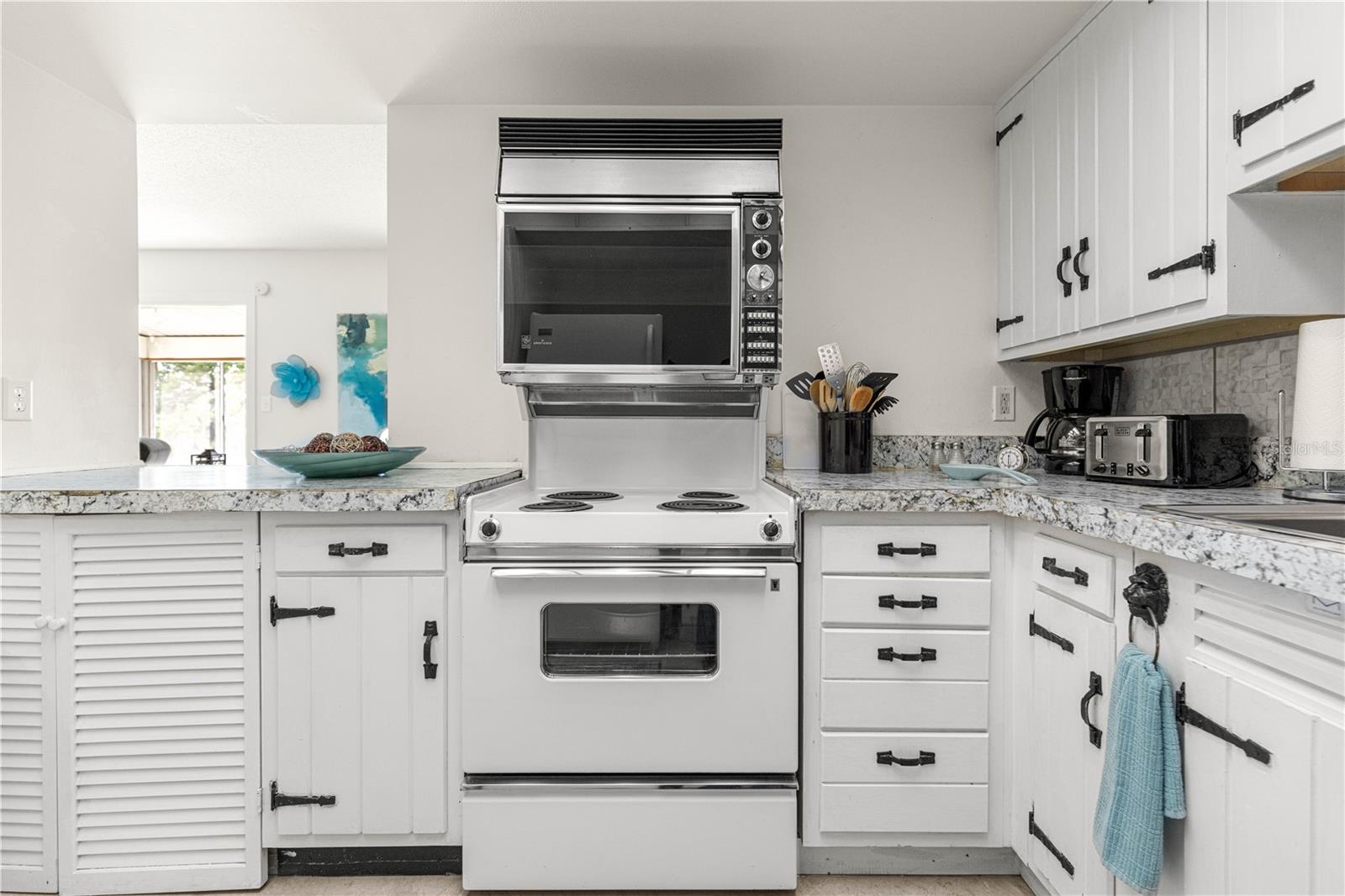 TWIN LAKES VILLAGE EAST - Residential