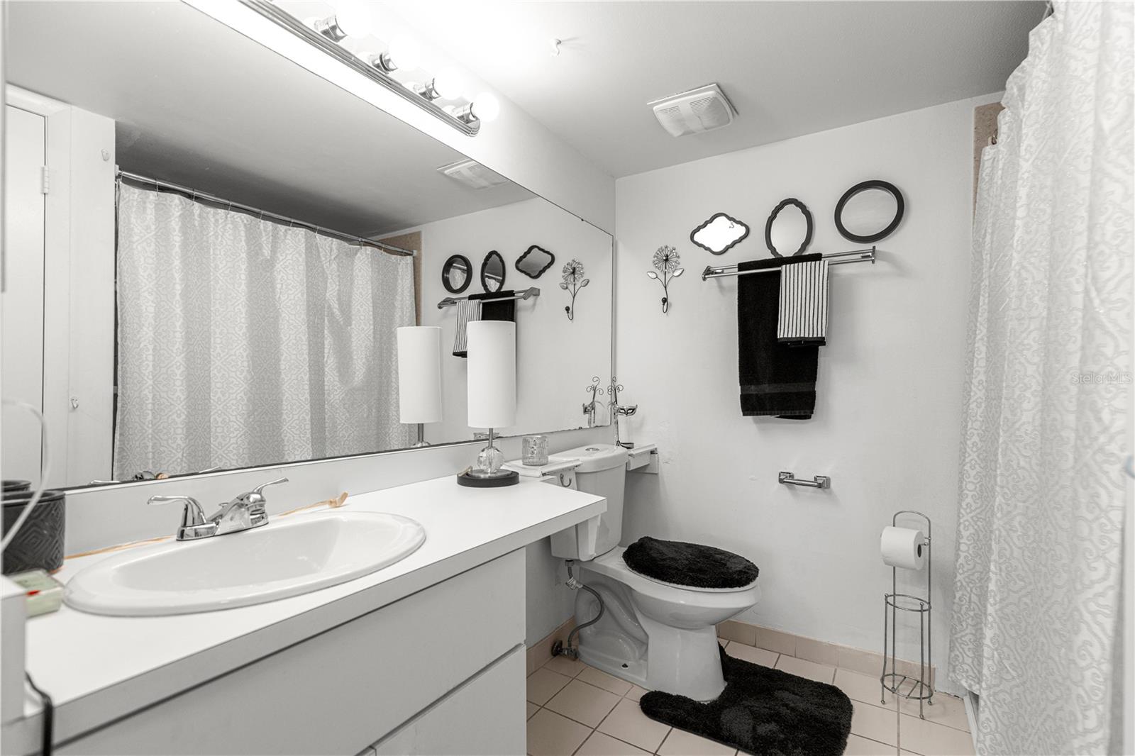 TWIN LAKES VILLAGE EAST - Residential