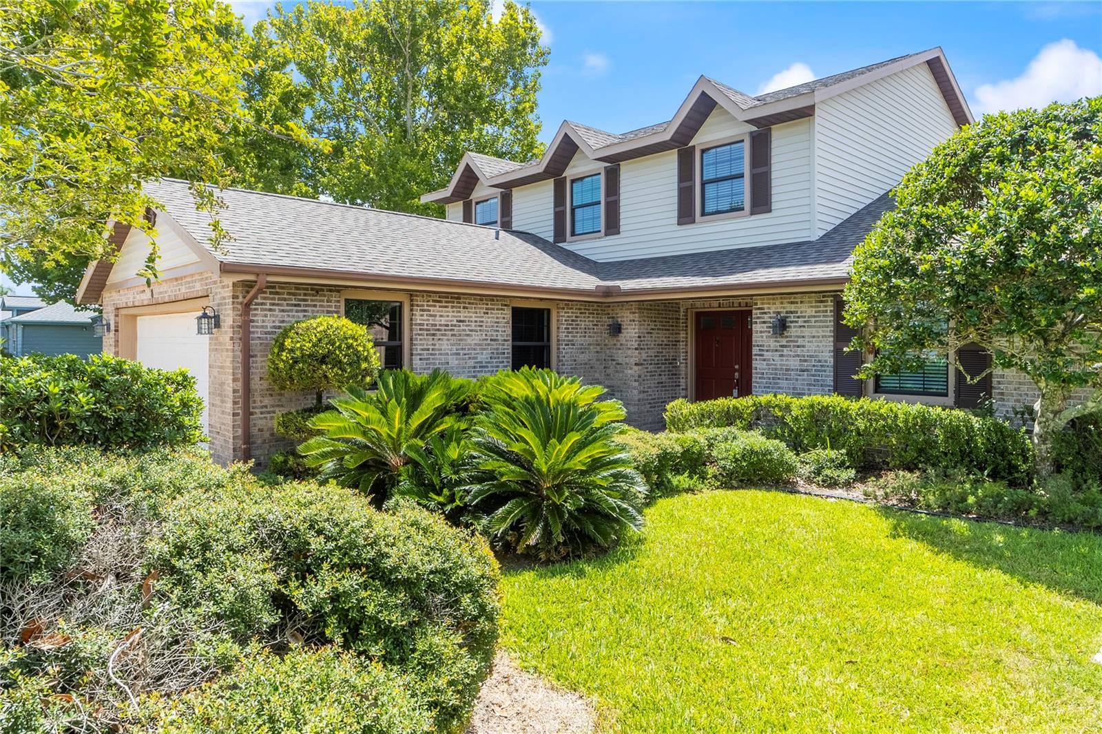 8 CEDARFORD COURT