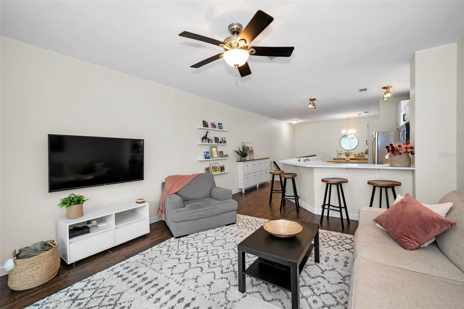 ISLAND WALK A CONDO - Residential