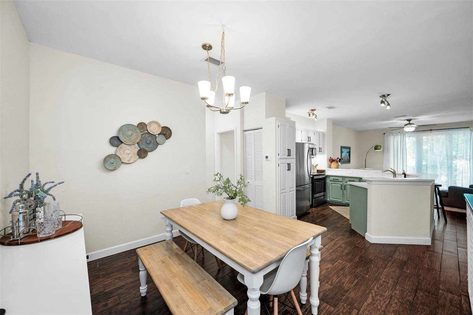 ISLAND WALK A CONDO - Residential