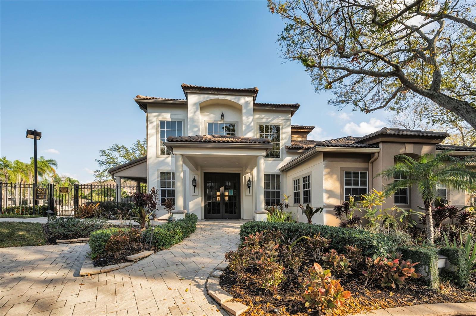 ISLAND WALK A CONDO - Residential