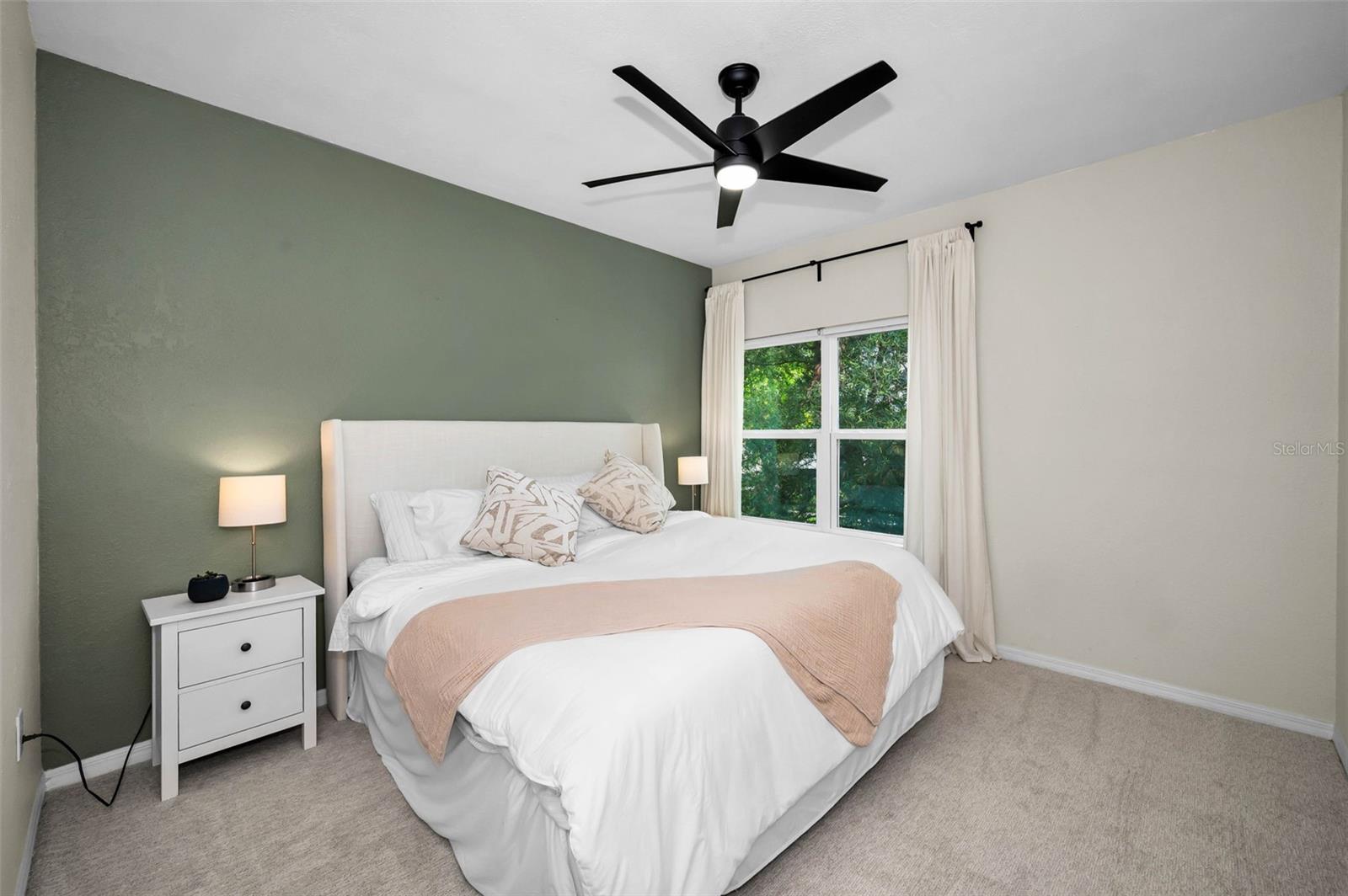 ISLAND WALK A CONDO - Residential