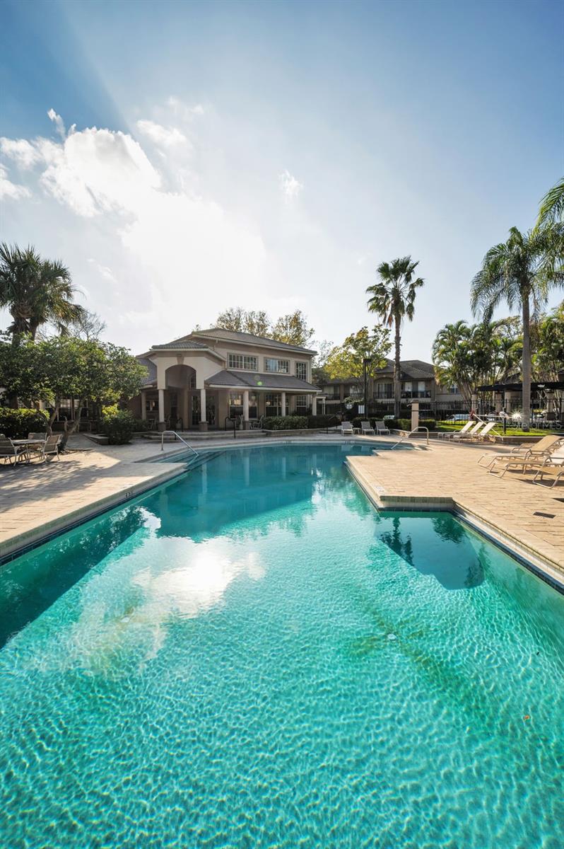 ISLAND WALK A CONDO - Residential